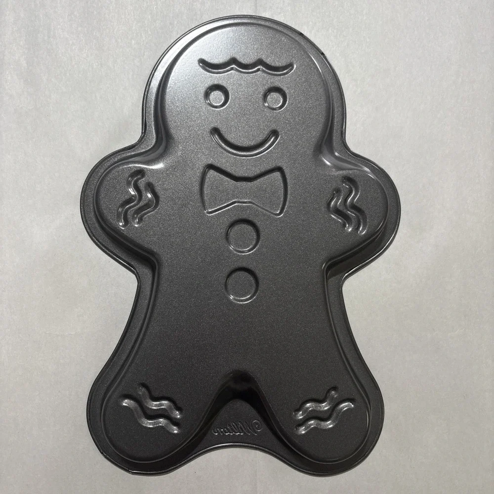 Wilton Gingerbread Man Cake Pan – 11x8 Non-Stick Holiday Mold – Vintage 2008 EUC